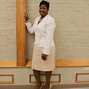 Meet your Posher, Paula